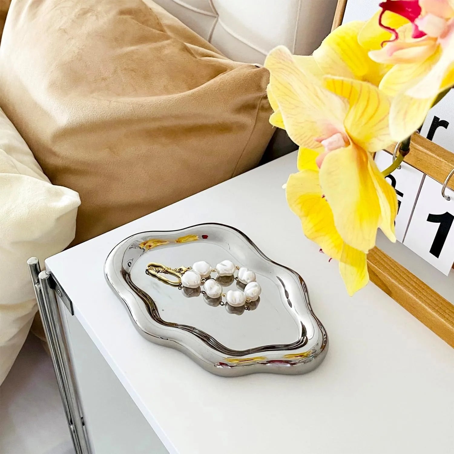 Jewelry Tray with Cloud Design Decorative Dish for Rings, Keys and Perfume