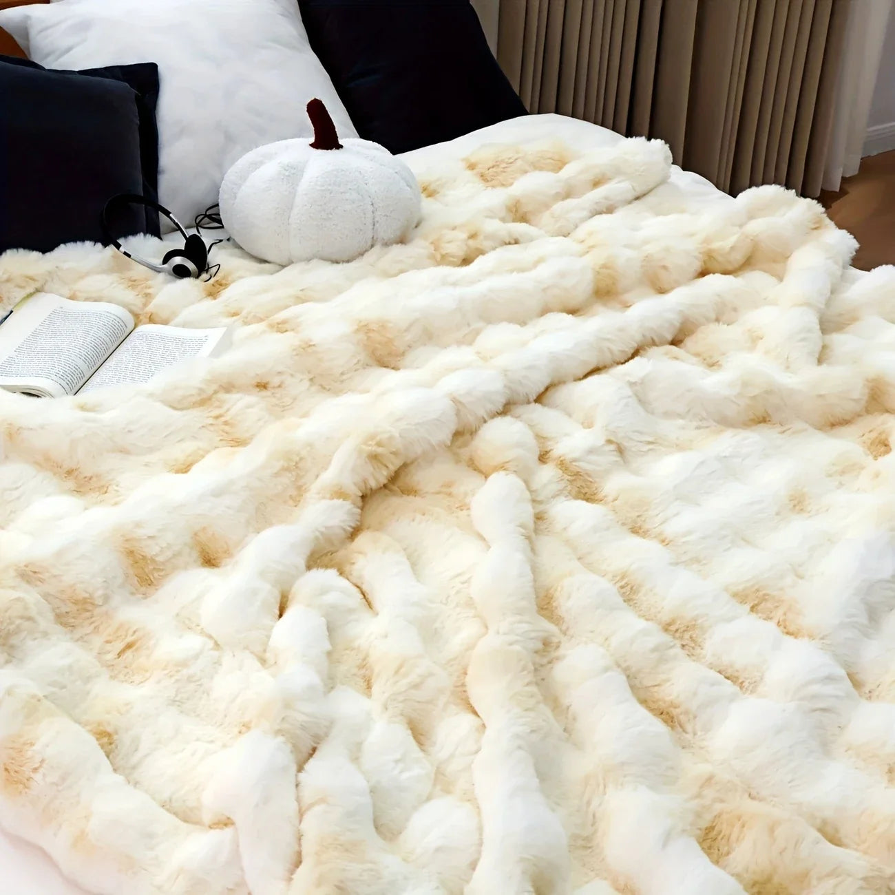 Soft, Warm, 1pc Cozy Faux Rabbit Fleece Blanket