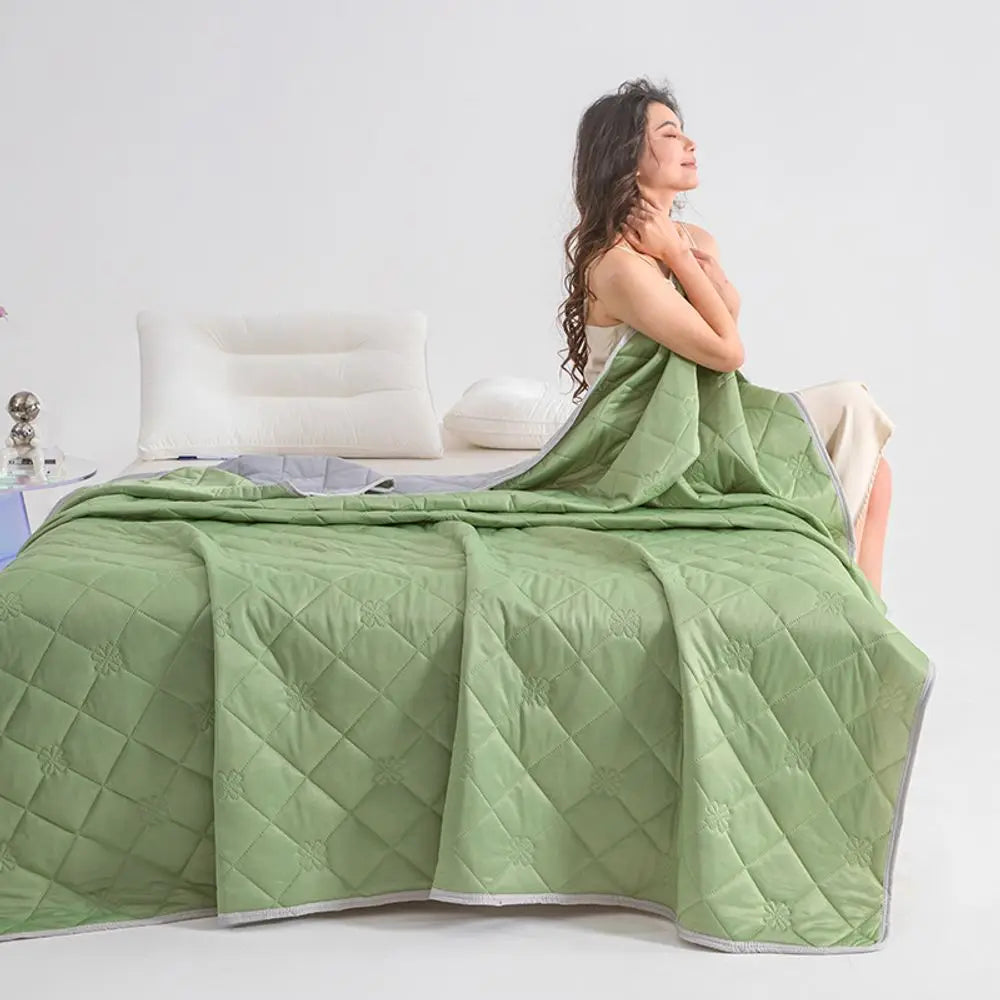 Extra Large Cooling Blanket - Extra Wide & Long (78”x90"/59”x78”)